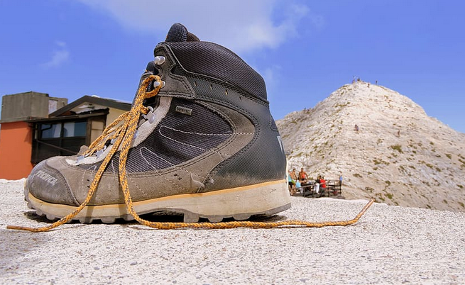 zero drop hiking boots womens